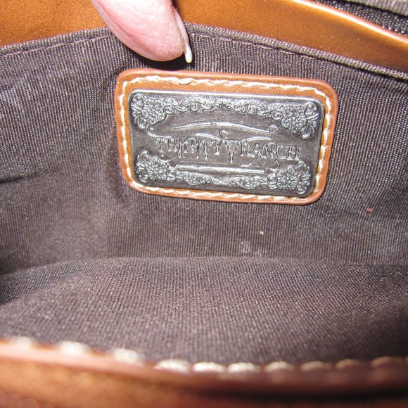 Trinity Ranch Cross Body Brown Purse - Picture 5 of 8